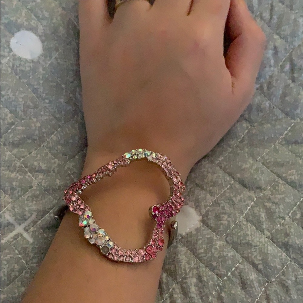 Cute heart bracelet from Betsey Johnson ❤️
